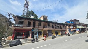Exterior - Hotel Rajendra (Nandaprayag)