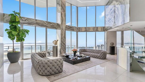 Front of property - Infinity Penthouse (Miami)