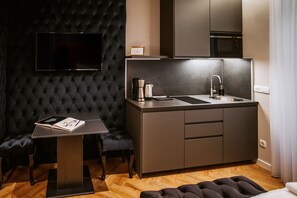 Junior Suite, Garden View | Private kitchen | Fridge, microwave - B Residence - Boutique Apartments (Ljubljana)