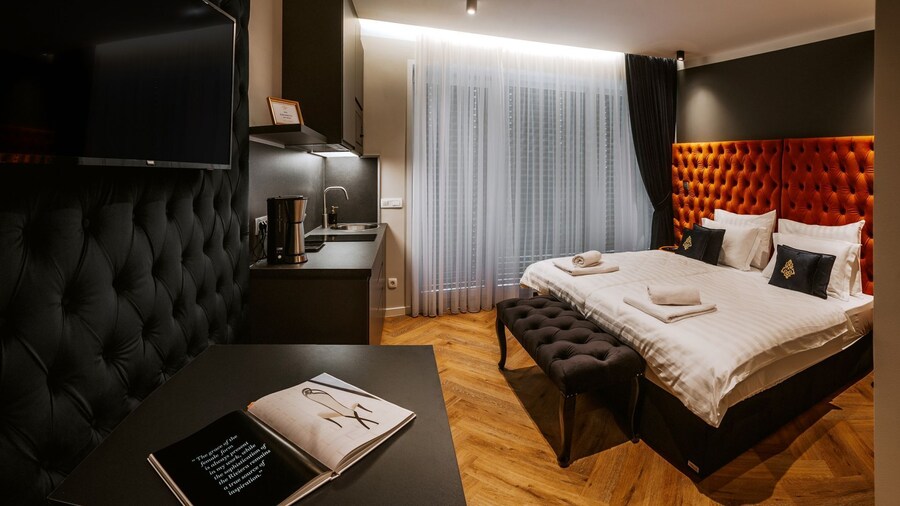B Residence - Boutique Apartments Ljubljana - Private Parking