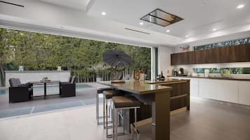 Apartamento (5 Bedrooms) | Fachada