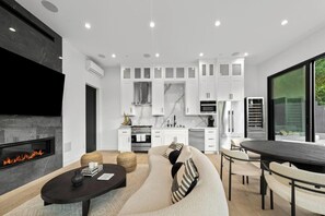 Apartamento (Multiple Bedrooms) | Fachada
