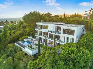 Exterior - Beverly Crest (Beverly Hills)