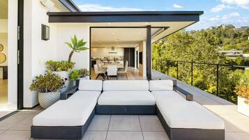 Villa (3 Bedrooms) | Außenbereich
