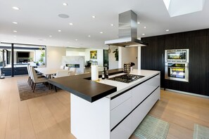 Villa (3 Bedrooms) | Exterior