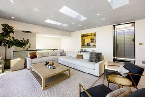 Villa (3 Bedrooms) | Exterior