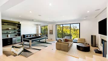 Villa (3 Bedrooms) | Exterior