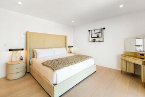 Villa (3 Bedrooms) | Exterior