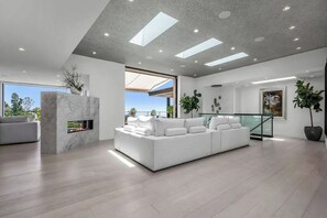 Exterior - Saint Ives Reserve (West Hollywood)