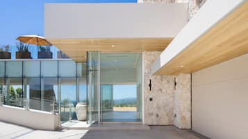 Apartamento (5 Bedrooms) | Fachada