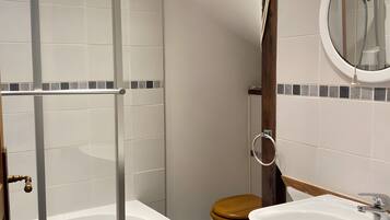 Een douche, een haardroger
