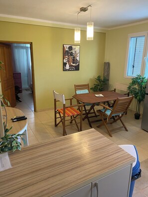 Dining - Captivating, peaceful & generous 2-3 bed Apartment set in expansive gardens. (Vranovici)