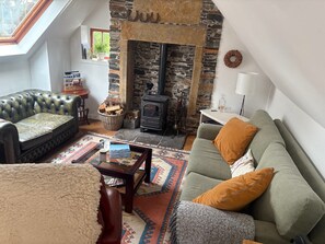 Living area - Chestnut Cottage - First floor barn conversion in the Cairngorm National Park (Aviemore)
