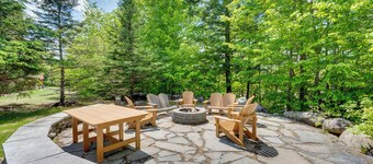 Riverfront Ski-in/ski-out Condo at Loon Mountain