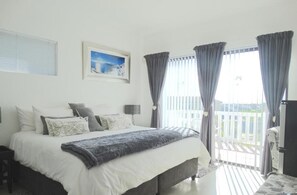 Deluxe Double or Twin Room, Balcony, City View - Au Plais de Langebaan  (Langebaan)
