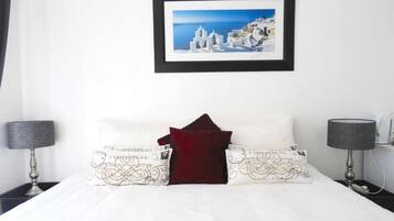 Comfort Double or Twin Room, Balcony, City View | In-room safe, iron/ironing board, free WiFi