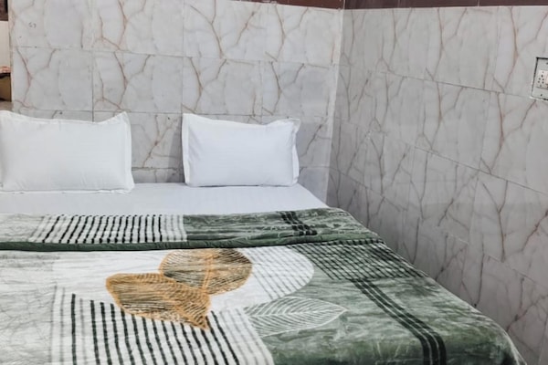 Deluxe Double Room, City View | Desk, free WiFi