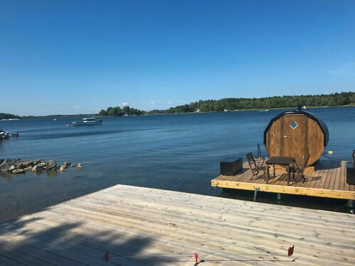 Property with sauna and jetty near Grisslehamn
