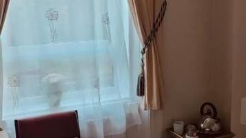 Iron/ironing board, free WiFi