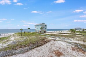 Exterior - Oceanfront 4 bedroom home, Elevator, Jacuzzi, Grill, Arcades, Pets welcome! (Port St. Joe)