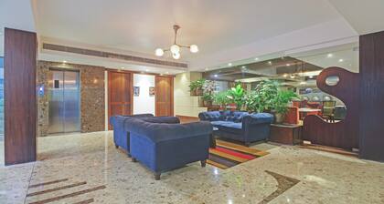 Dee Empresa Hotel