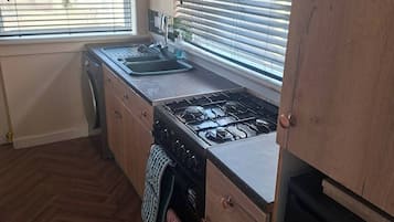 Casa, 3 dormitoris, pati | Interior