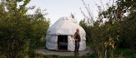 Zelt, Gartenblick | Unterkunftsgelände