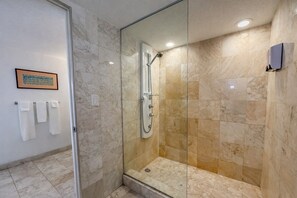 Bathroom - Palms Resort & Beach - Tropical Paradise Getaway (Christiansted)
