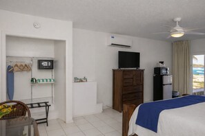 Room - Palms Resort & Beach - Deluxe Queen Room (Christiansted)