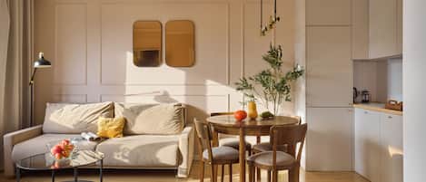 Departamento familiar, balcón | Área de sala de estar