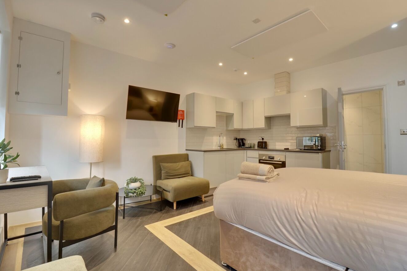 Deluxe Apartment