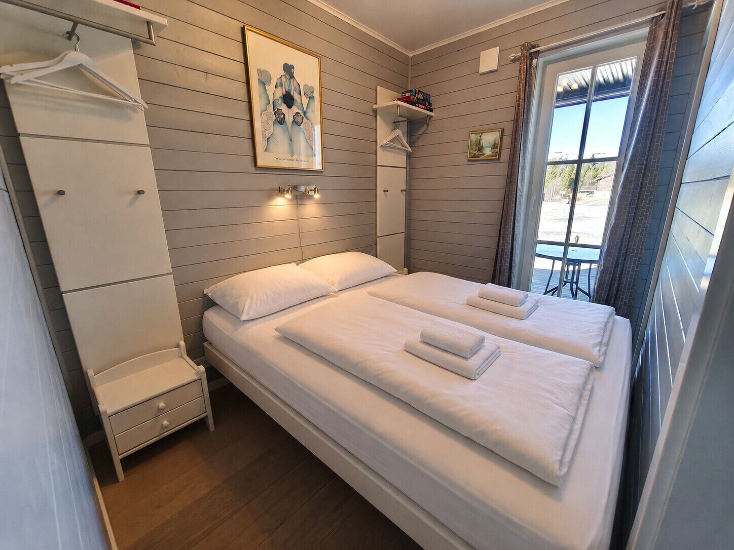 Wifi gratis y ropa de cama 