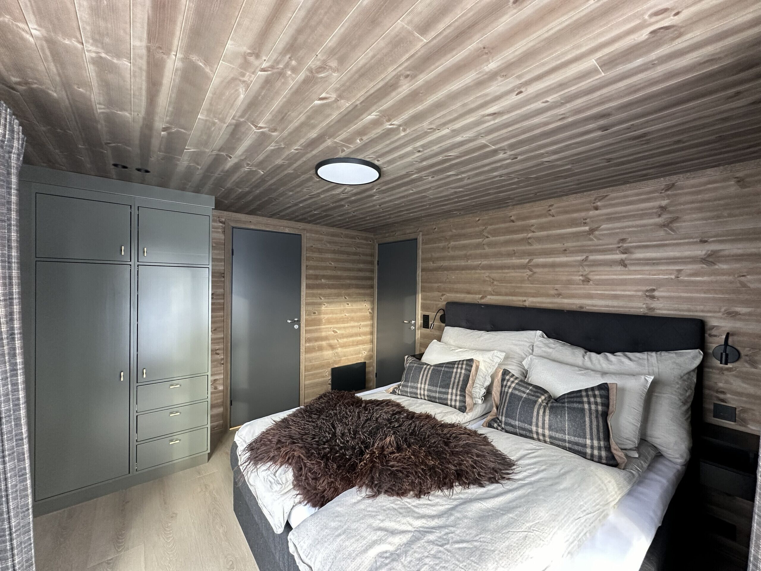 5 chambres, Wi-Fi gratuit, draps fournis