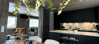 Newly renovated house close to everything