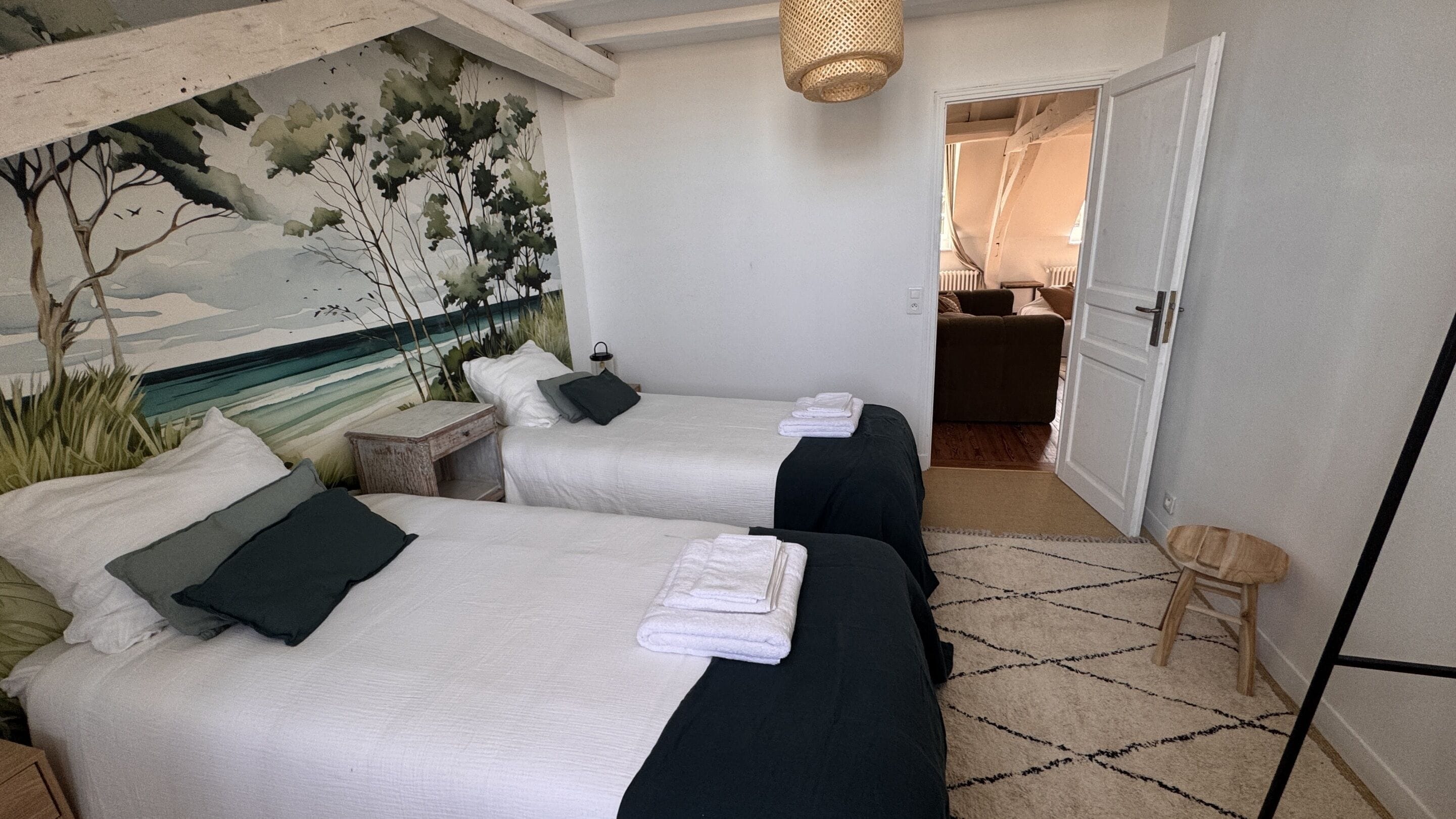 Family Suite, Private Bathroom, City View | Wi-fi percuma 