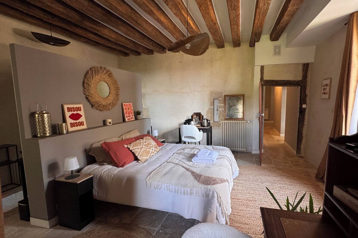 Superior Twin Room, 1 Queen Bed, Non Smoking, City View