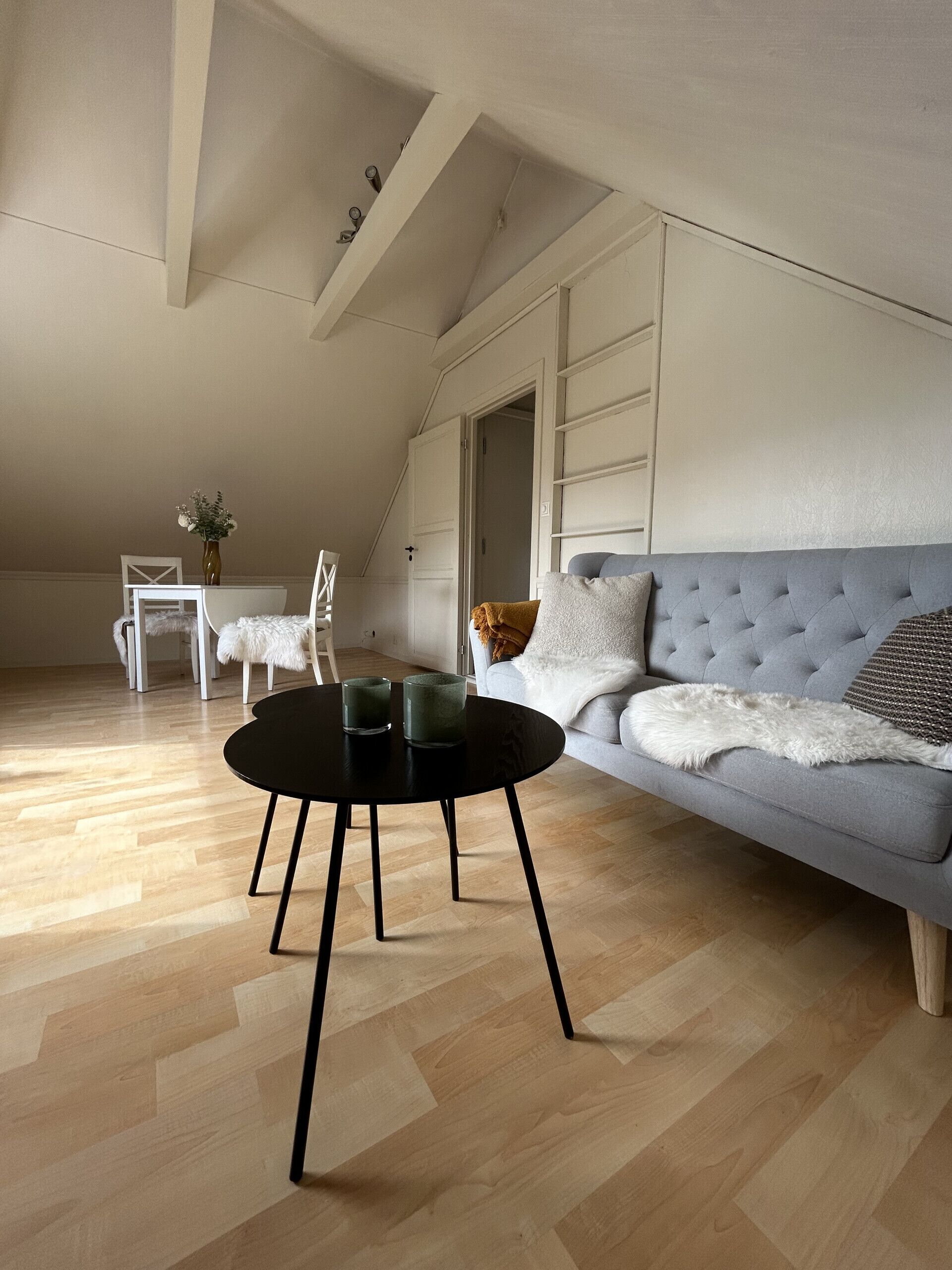 テレビ. Central loft with parking in Bergen