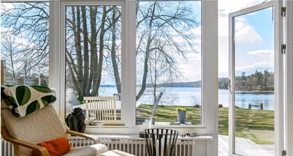 Beautiful holiday home by the lake Immeln