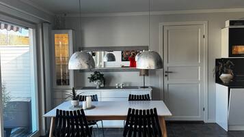 Dineren