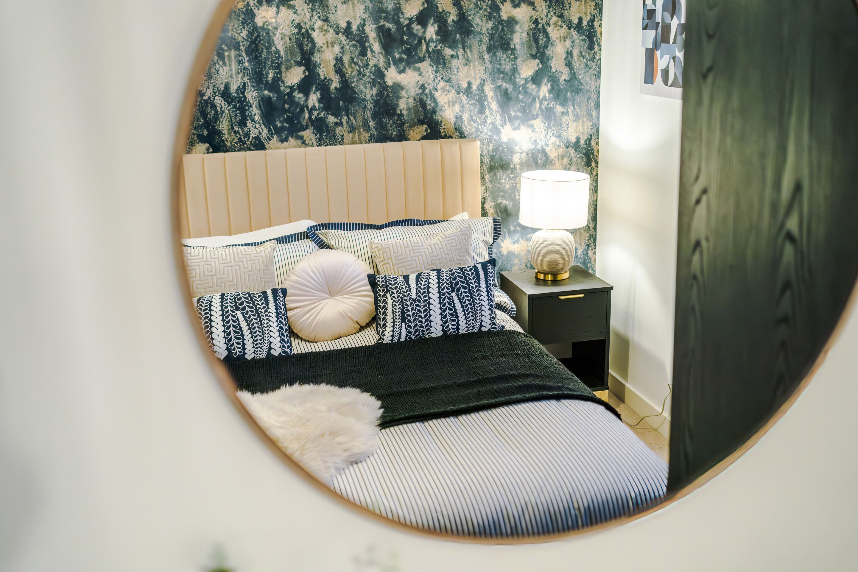 Luxury Apartment, Private Bathroom, City View (Prestige City Centre) | Blackout curtains, iron/ironing board, free WiFi