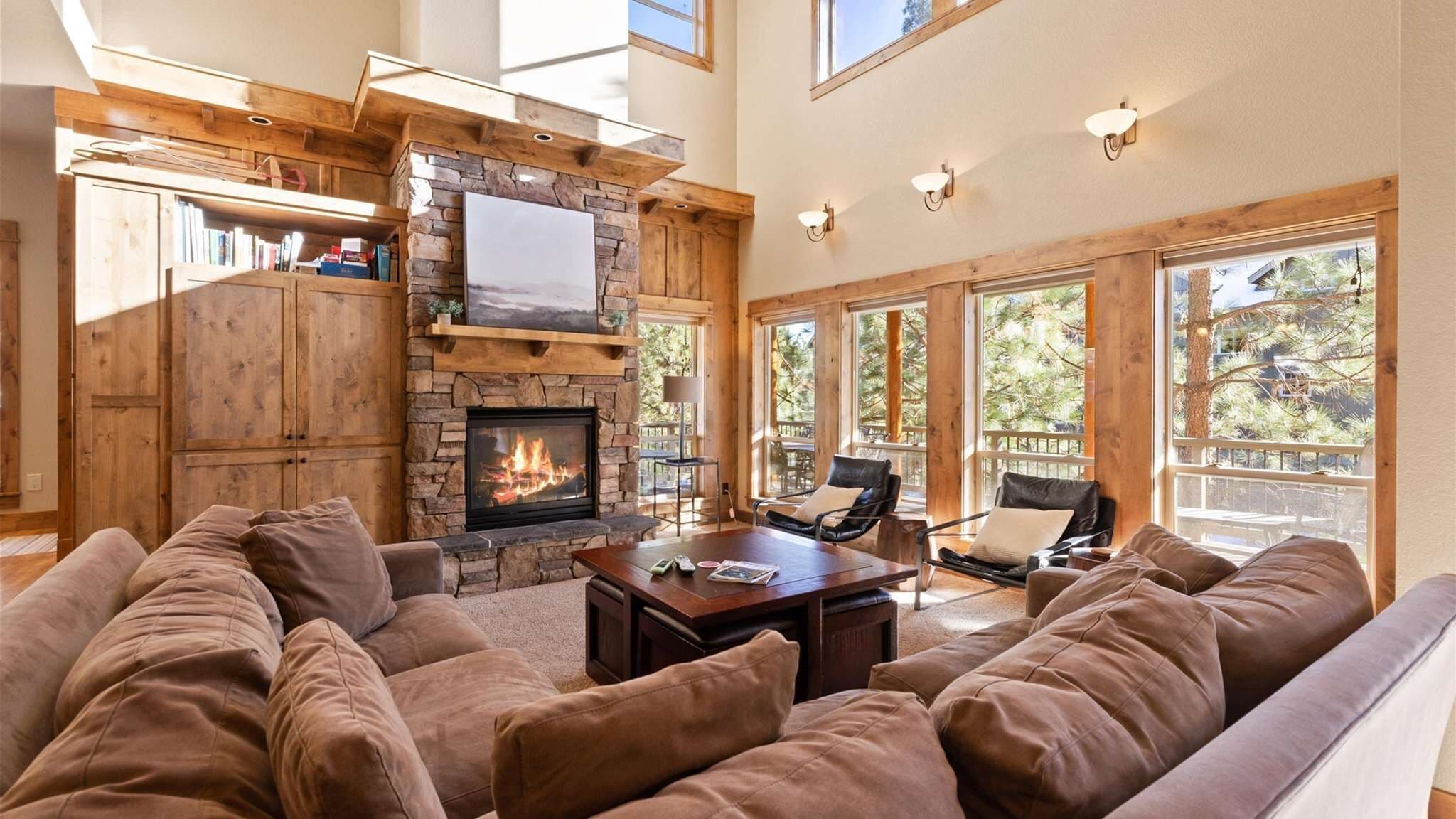Smart TV, fireplace, DVD player