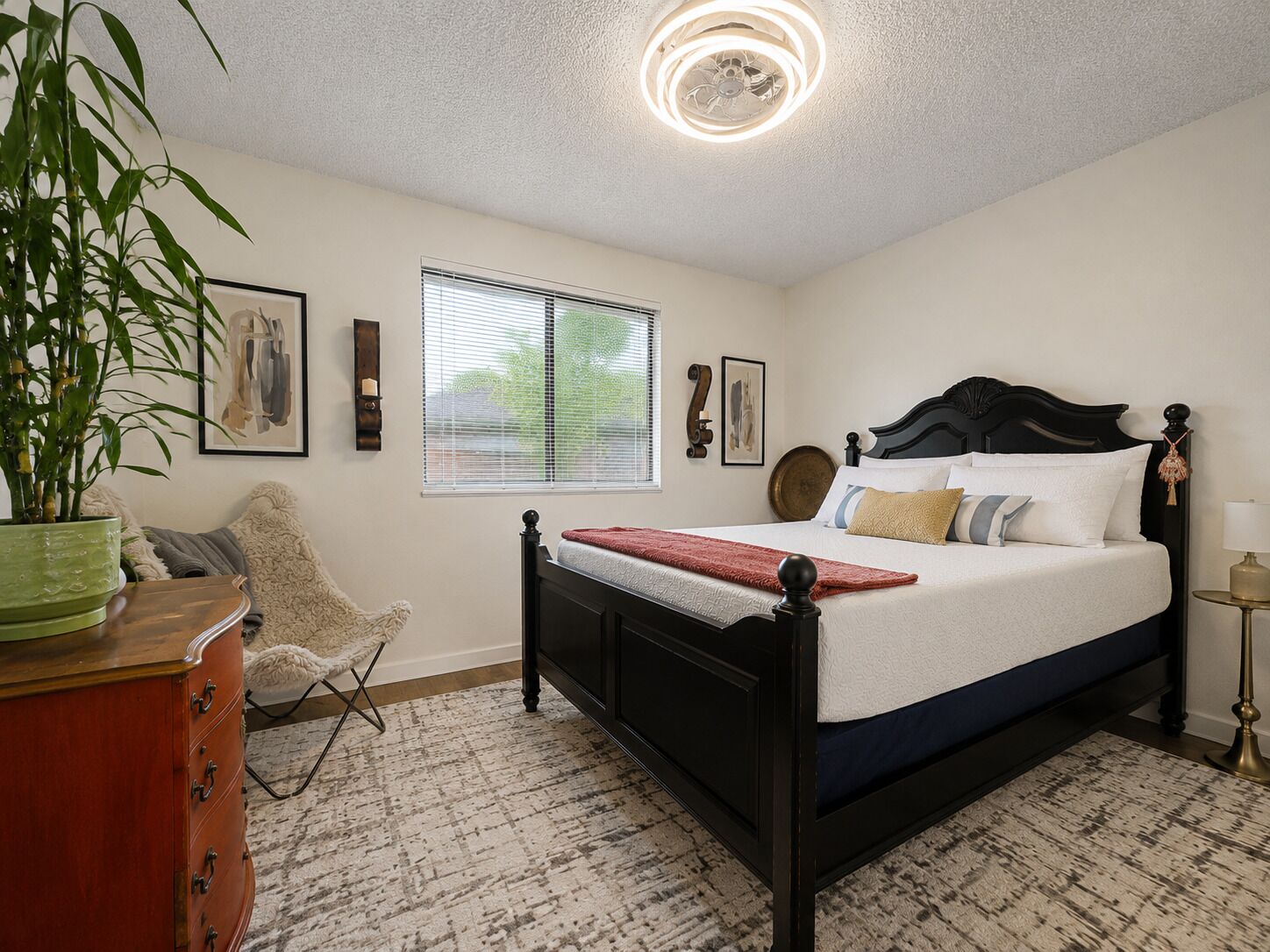 Desk, iron/ironing board, travel crib, internet