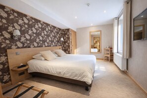 Standard Double Room - Hôtel La Ferme de Sy (Ferrières)