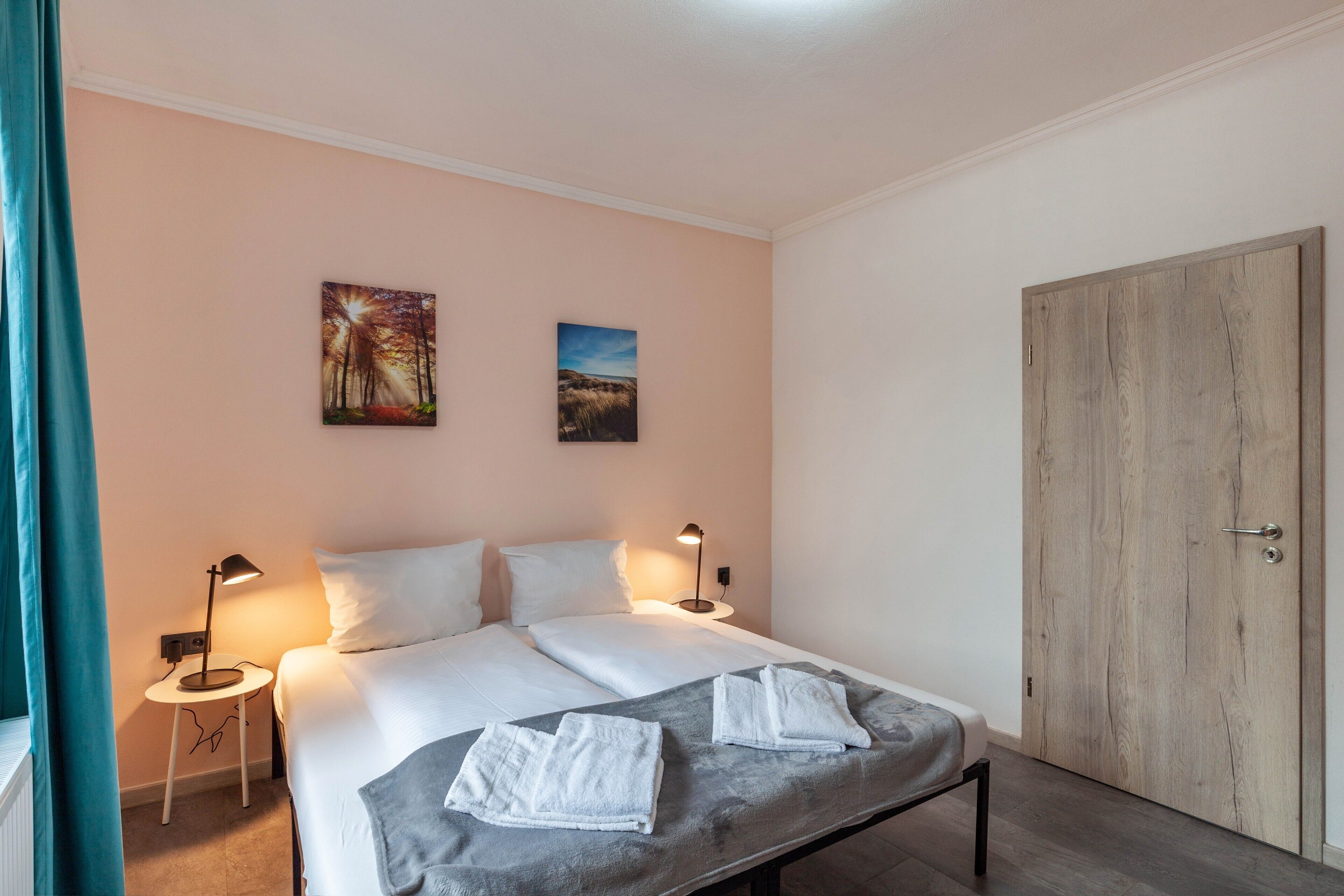 1 chambre, fer et planche à repasser, Wi-Fi, literie fournie