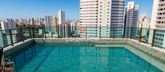 Botanik 與共享辦公、寵物區和天際景觀 By Carpediem  