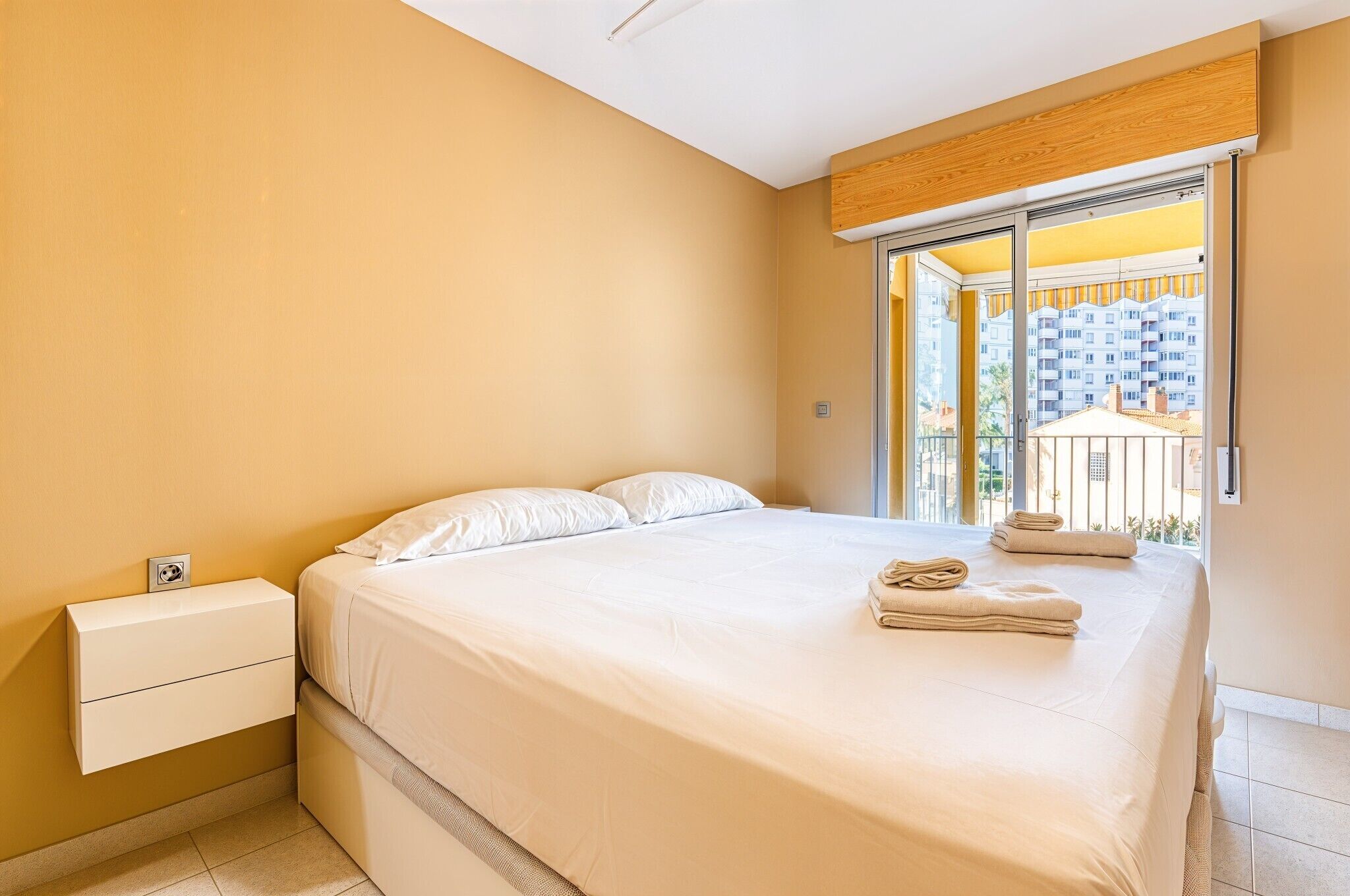 Wifi y ropa de cama