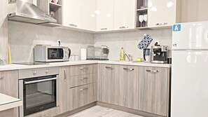Private kitchen - Lux 2 Central Apartment with Garage (Plovdiv)