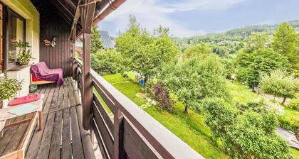 Lovely apartment for 16 guests with private pool, WIFI, TV, patio and pets allowed