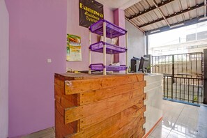 Rumah | Resepsionis