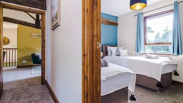 2 bedrooms, WiFi (free), individually decorated, individually furnished